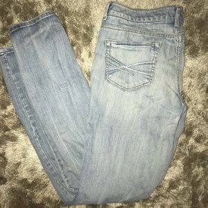 Light wash skinny jeans